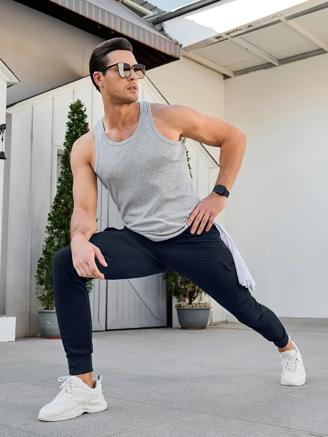 Comdecevis Men's Cargo Jogger Pants Stretch Sweatpants Slim Fit Tactical Pants with Zipper Pockets Casual Trousers