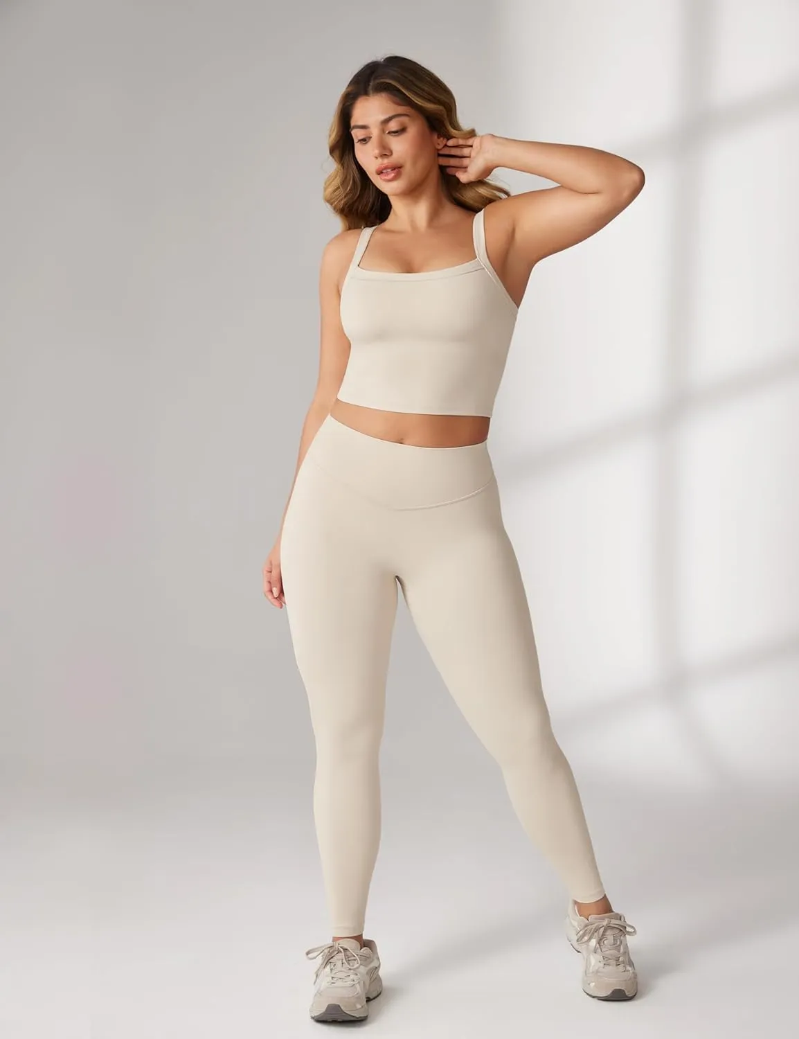 Hugcurve Adjustable Longline Sports Bra Square Neck Workout Tank Crop Tops for Women with Built in Bra Padded Camisole