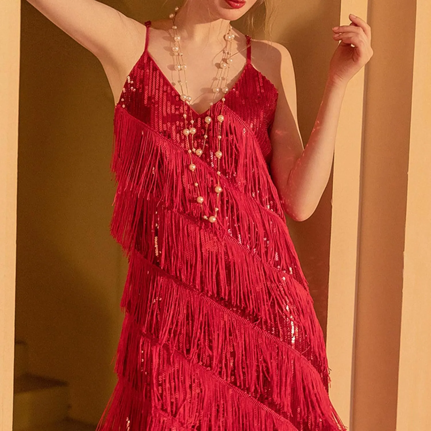 Oplxuo Cocktail Dresses for Women Sexy Deep V-Neck All-Over Fringe Spaghetti Straps Dress Sequins Feather Prom Party Dress