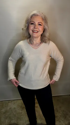 V-Neck Knit - Beige