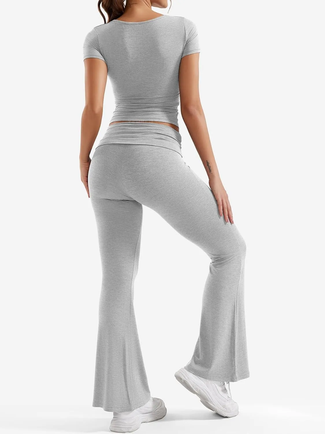 YEOREO Women Two Piece Lounge Set Outfits Short Sleeve Foldover Top Flare Pants Tracksuit Casual Sets Erna